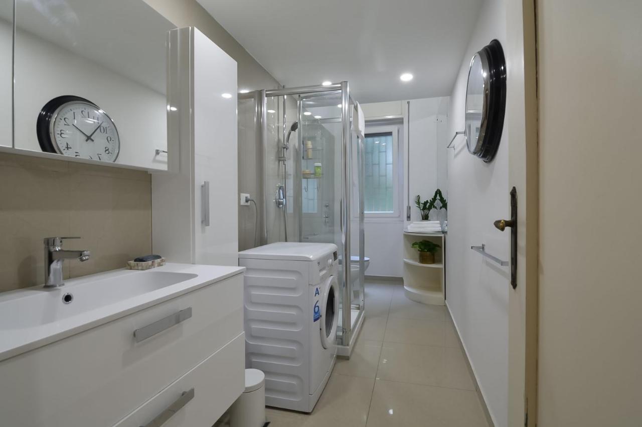 Milano Lights Hotel Екстериор снимка